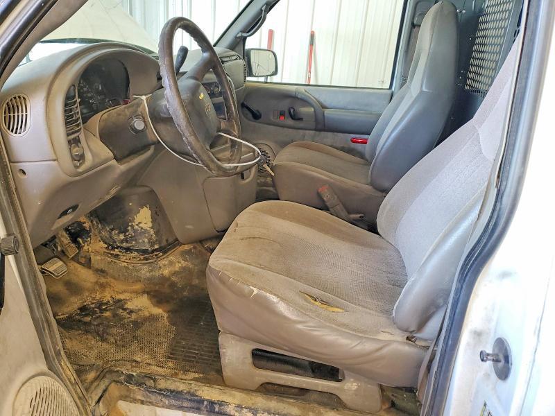 2004 Chev Astro