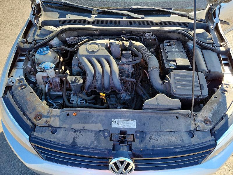 2011 Volkswagen Jetta Base