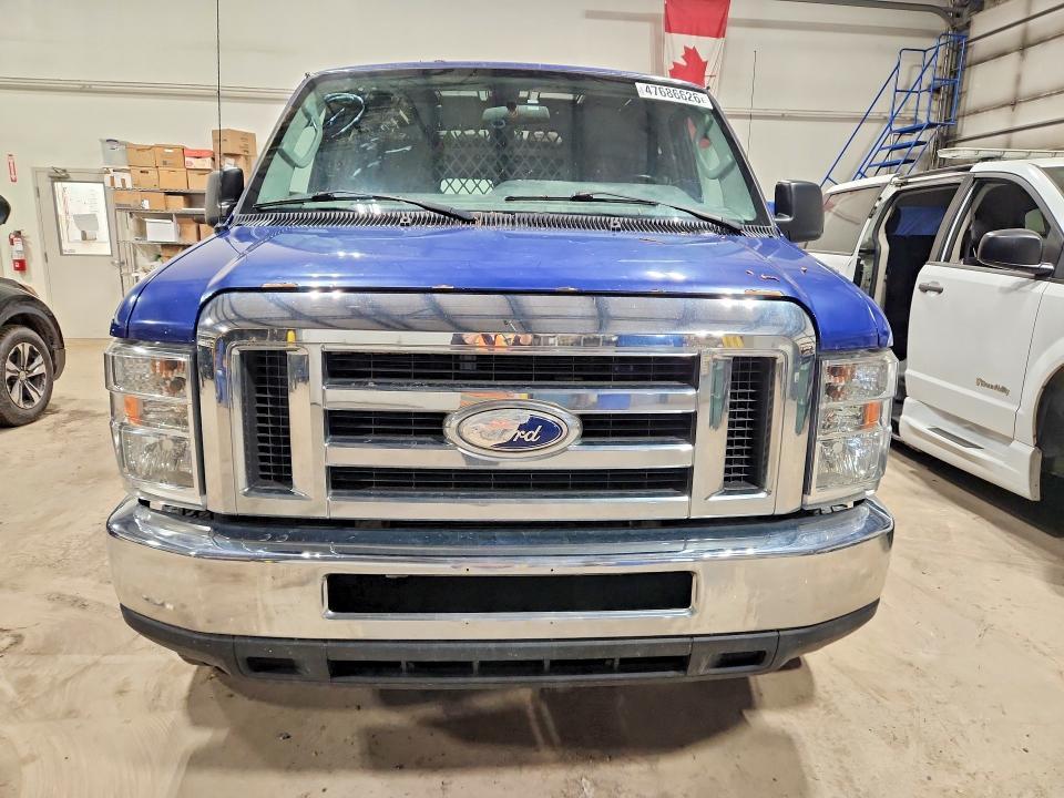 2014 Ford Econoline E250 van