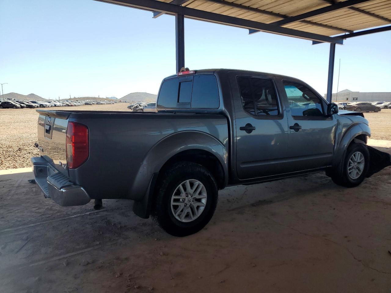 2018 Nissan Frontier SV