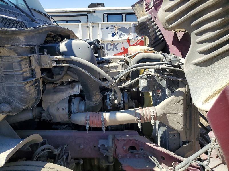 2016 Freigliner 2016 Freightliner Cascadia 125 Semi Truck