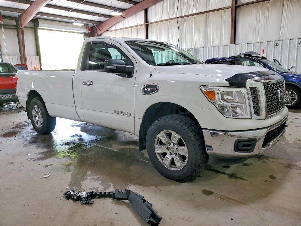 2021 Niss Titan SV