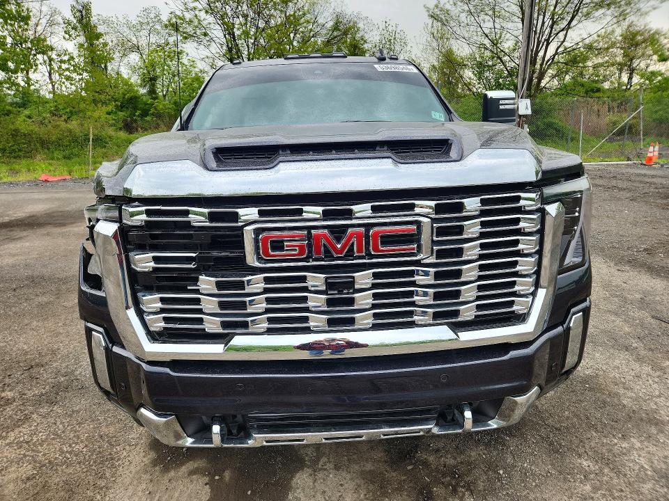 2025 GMC Sierra K2500 Denali
