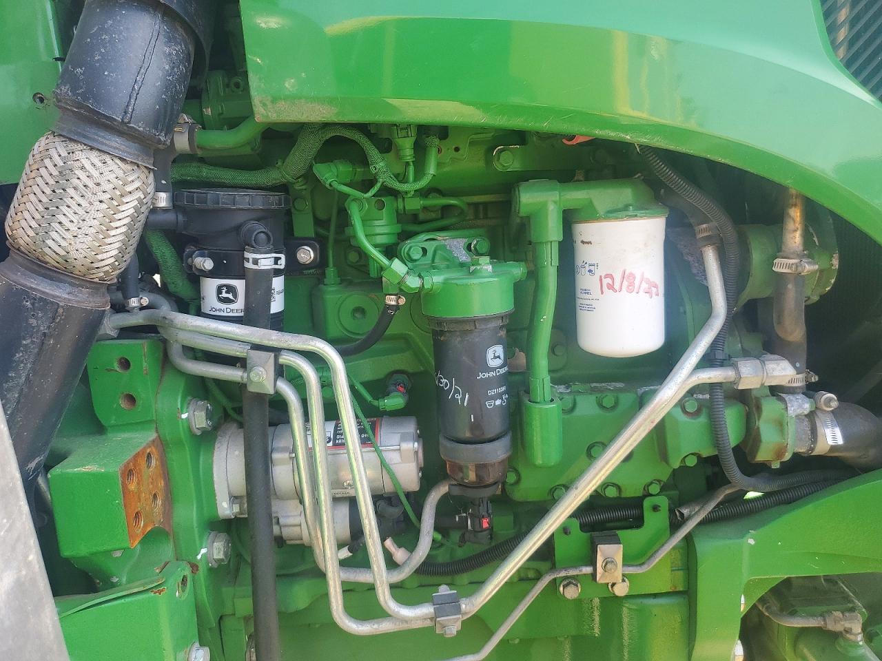 2016 John Deere 6120E