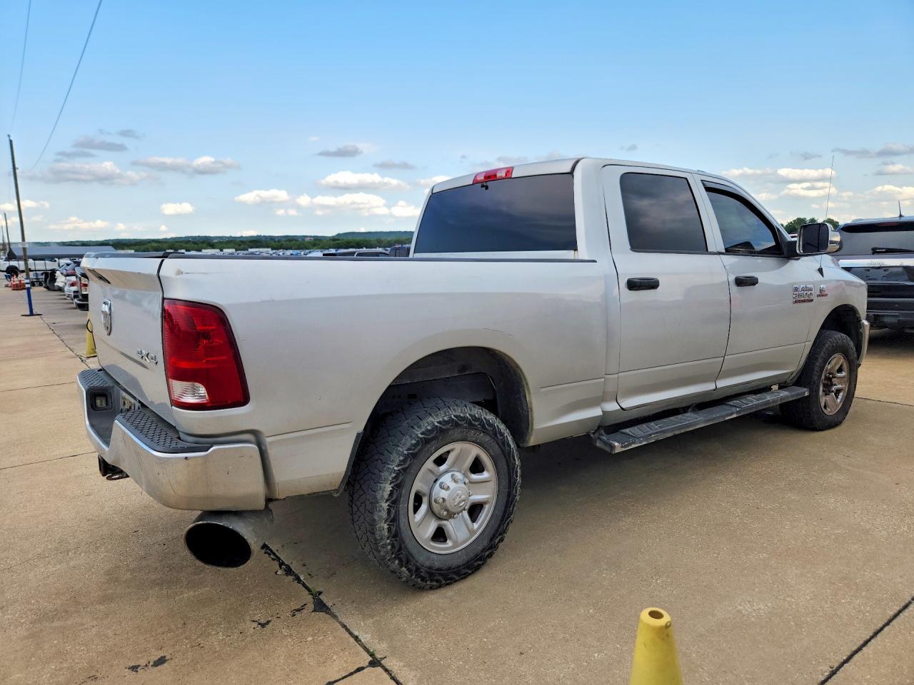 2014 Dodge RAM 2500 ST