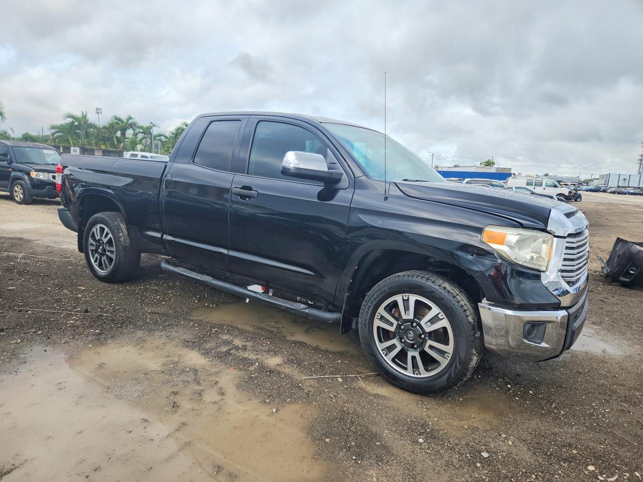 2014 Toyota Tundra SR
