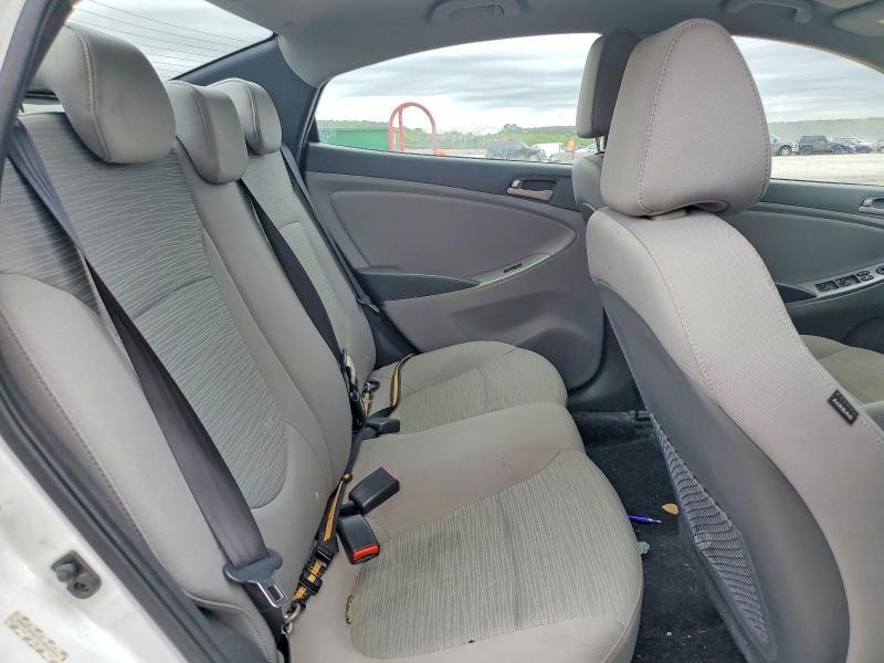 2015 Hyundai Accent gls