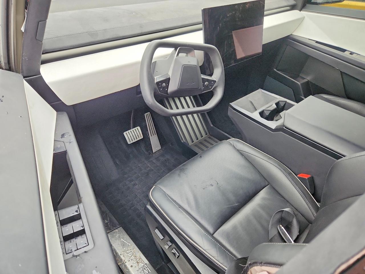 2024 Tesla Cybertruck