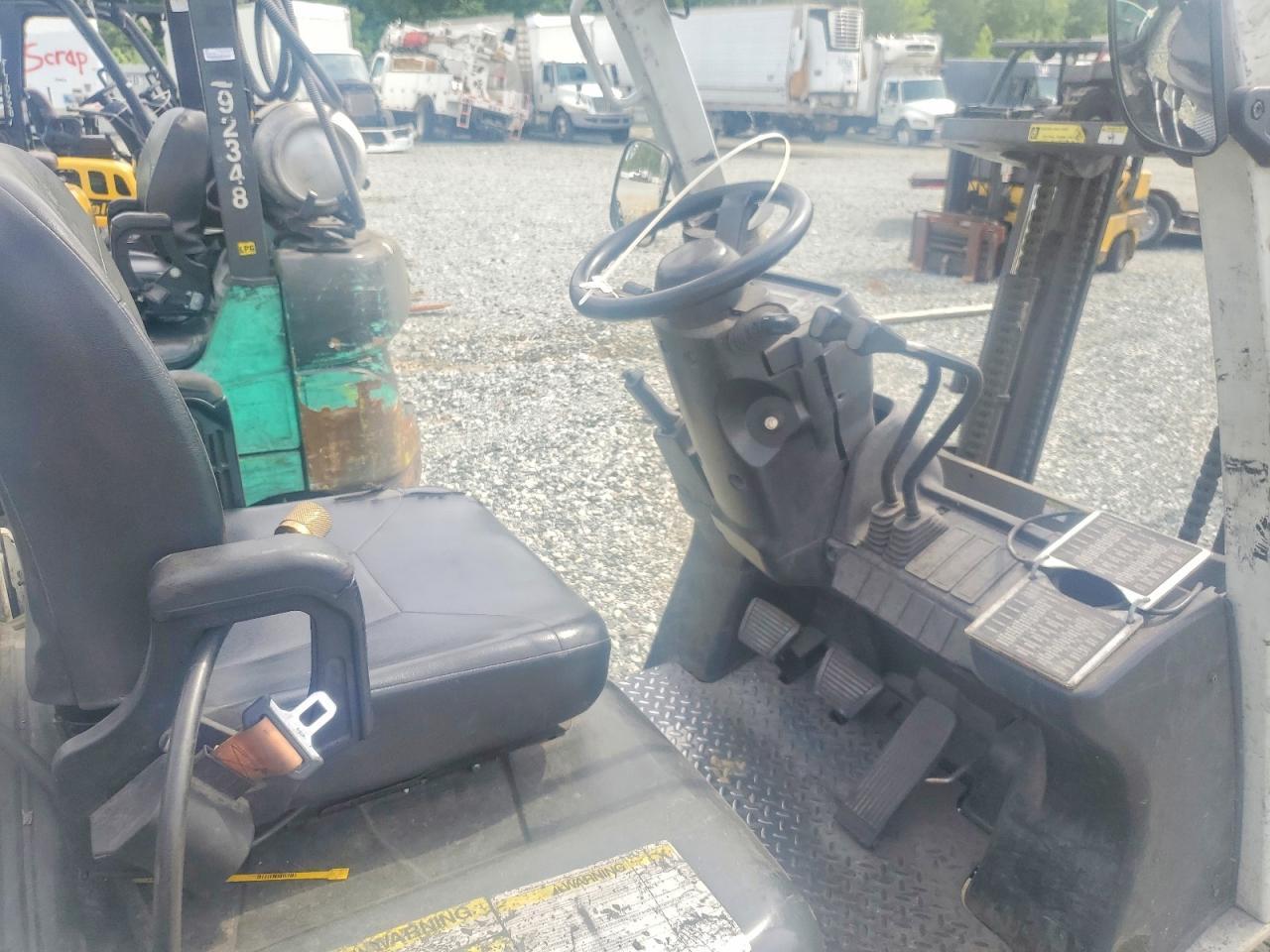 2015 Nissan Forklift