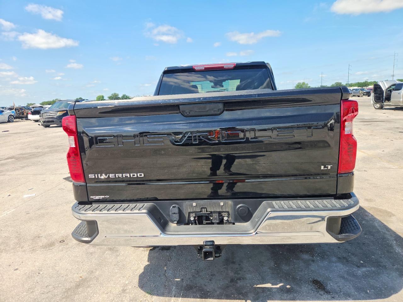 2024 Chevrolet Silverado C1500 LT