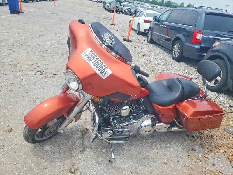 2011 Harley-Davidson Flhx