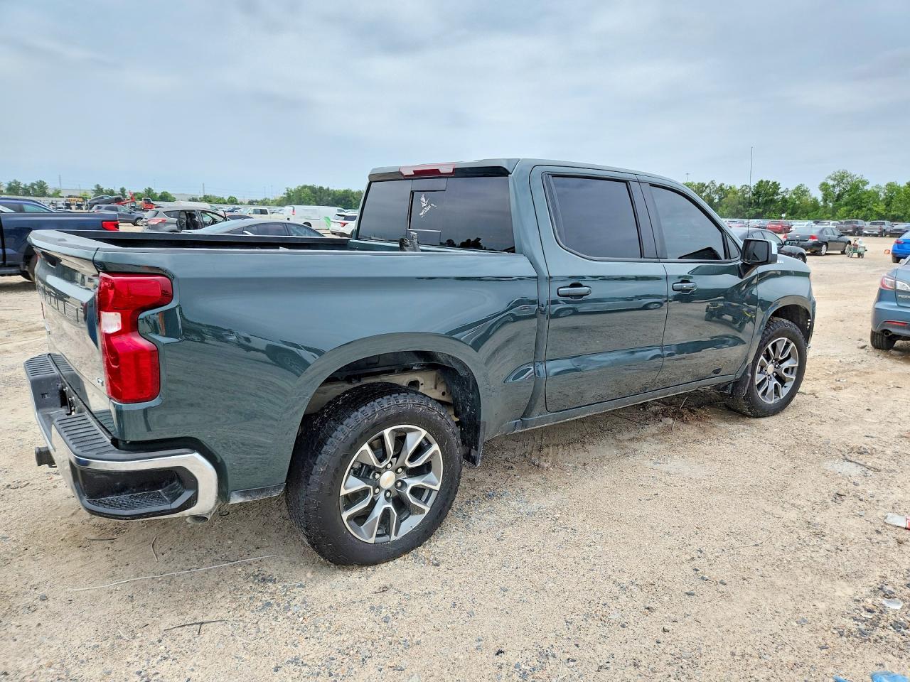 2025 Chevrolet Silverado C1500 LT