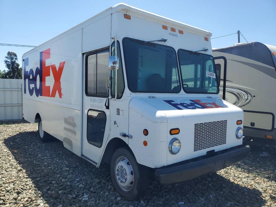 2008 Workhorse Custom Chassis W42 Delivery Truck