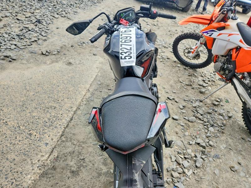 2025 Kawasaki ER650 P