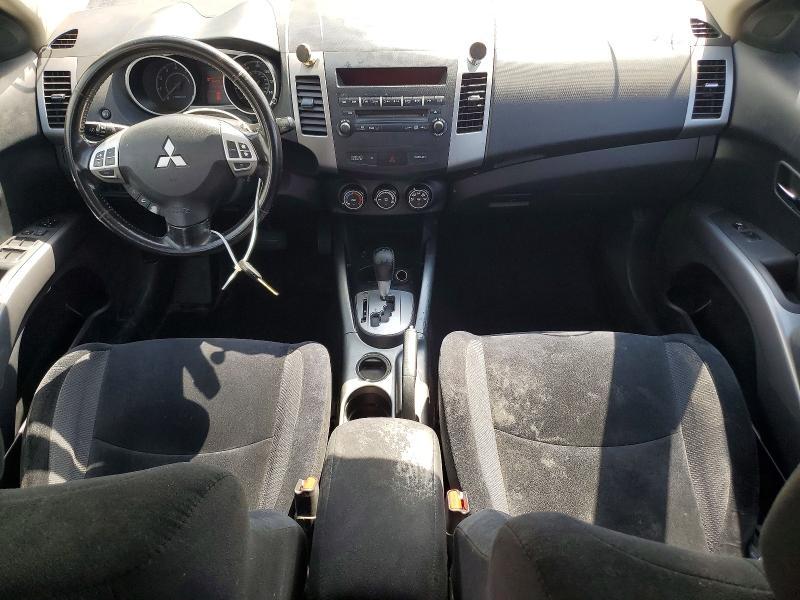 2013 Mitsubishi Outlander es