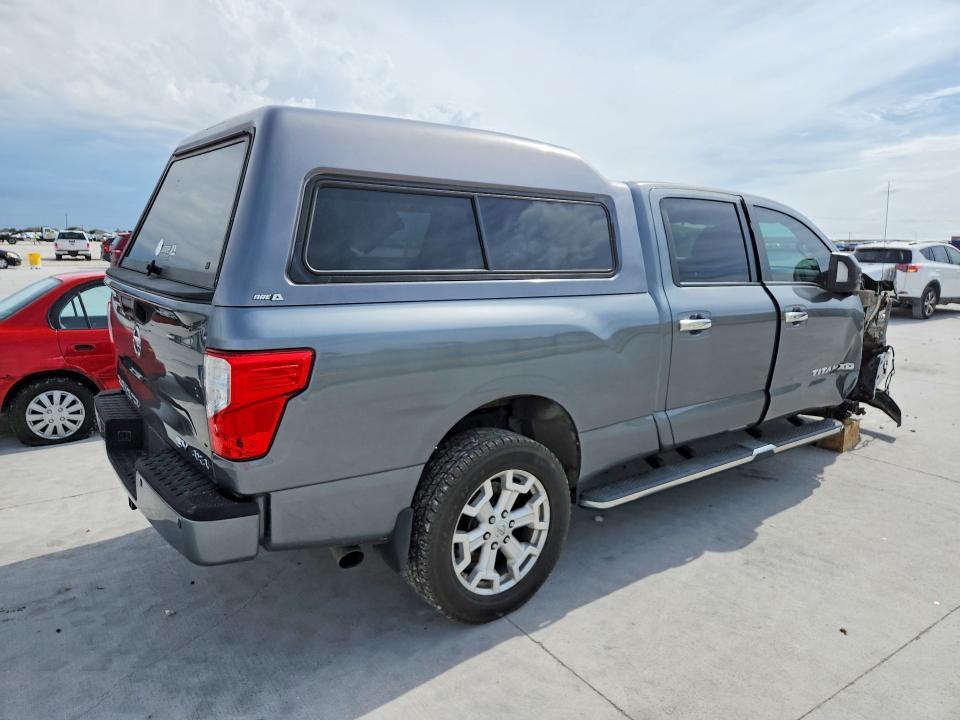 2017 Nissan Titan XD SV