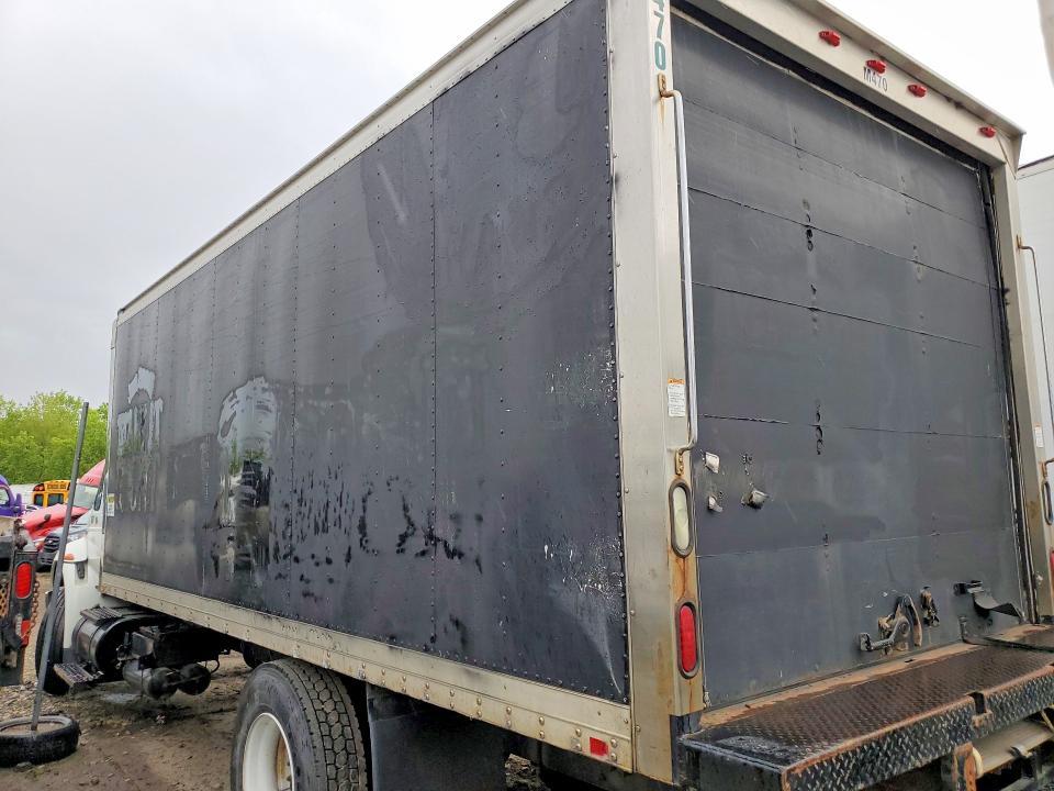 2009 International 4000 4300-BOX Truck