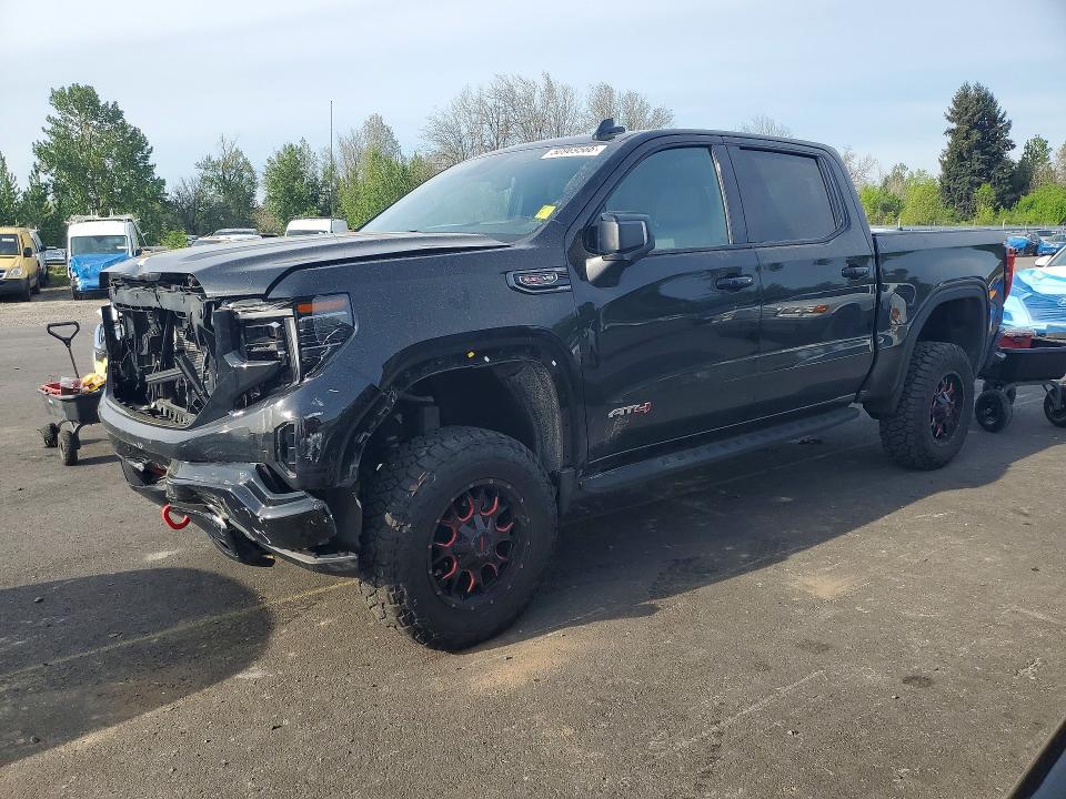 2022 GMC Sierra K1500 AT4