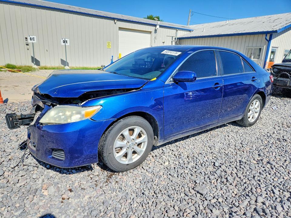 2011 Toyota Camry le