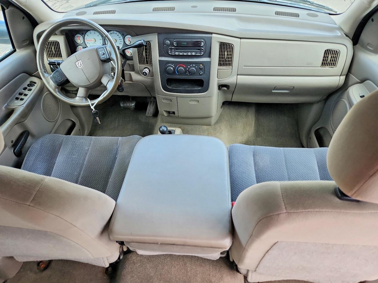 2005 Dodge RAM 1500 ST