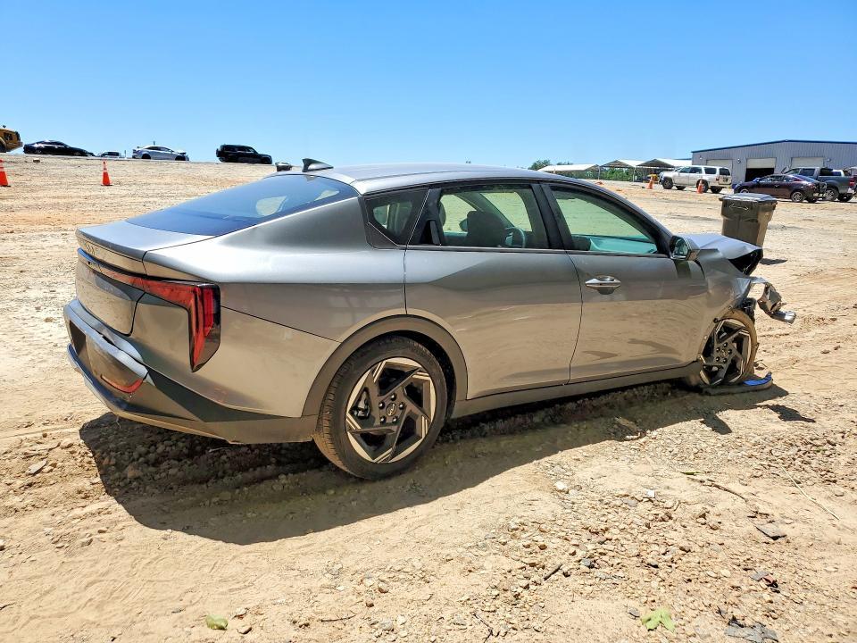 2025 KIA K4 ex