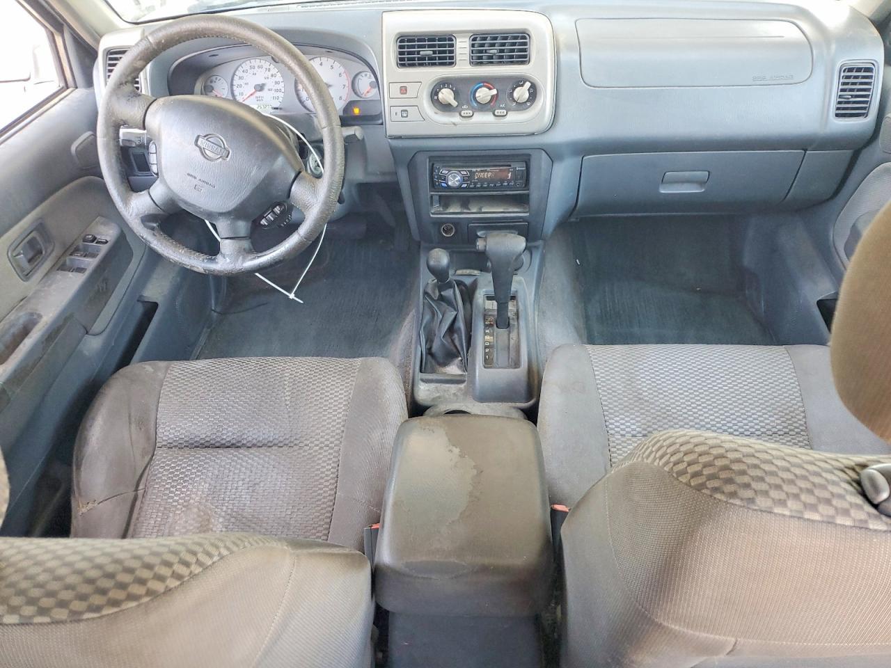2001 Nissan Frontier XE
