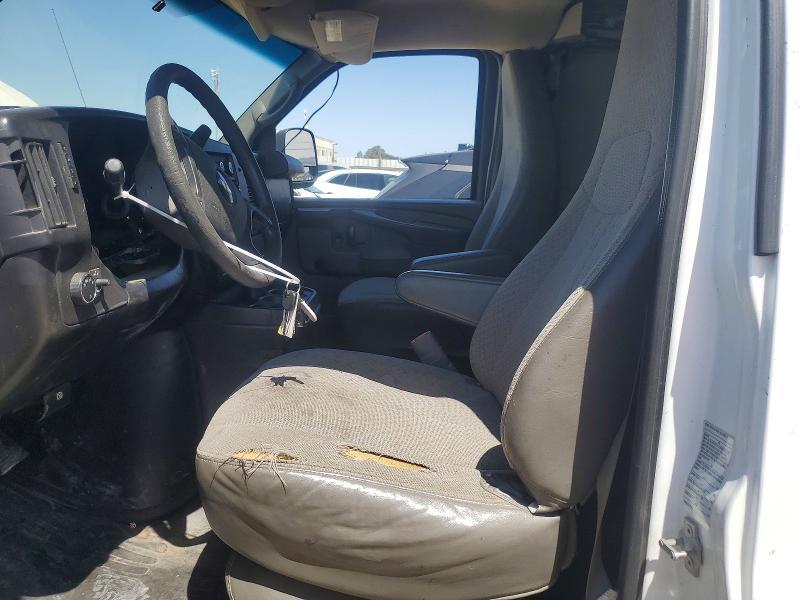 2010 Chev Express G2500