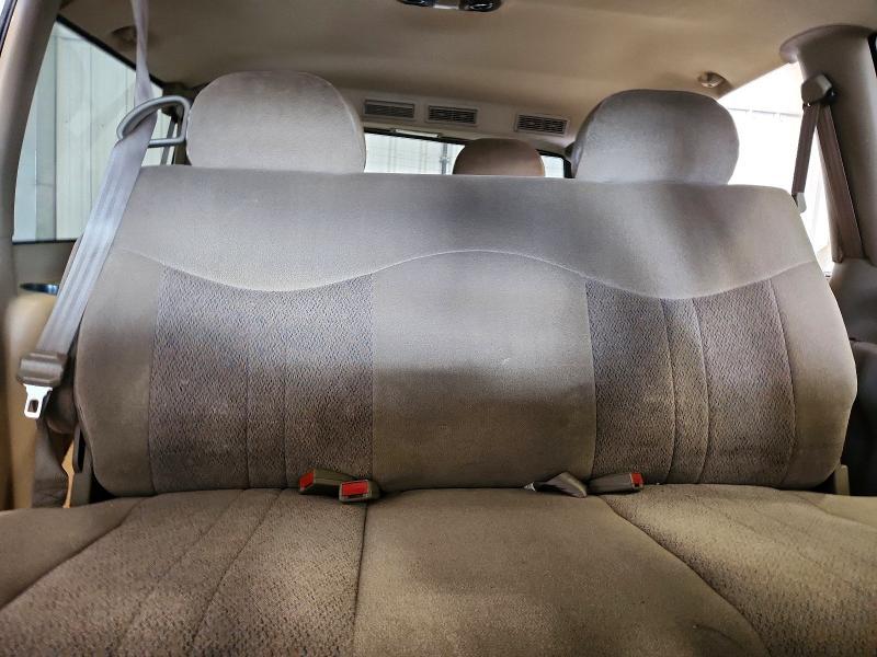 2002 GMC Safari XT