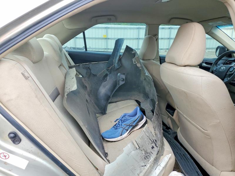 2014 Toyota Camry le