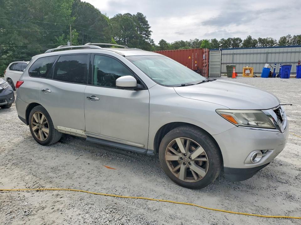 2013 Nissan Pathfinder s