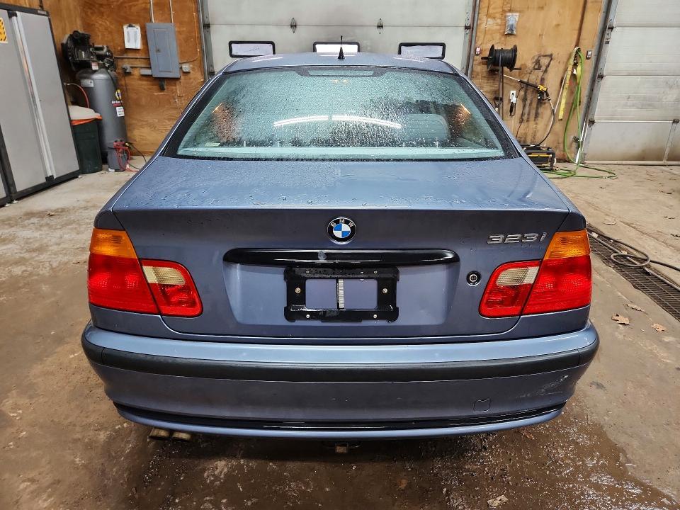 1999 BMW 323 i