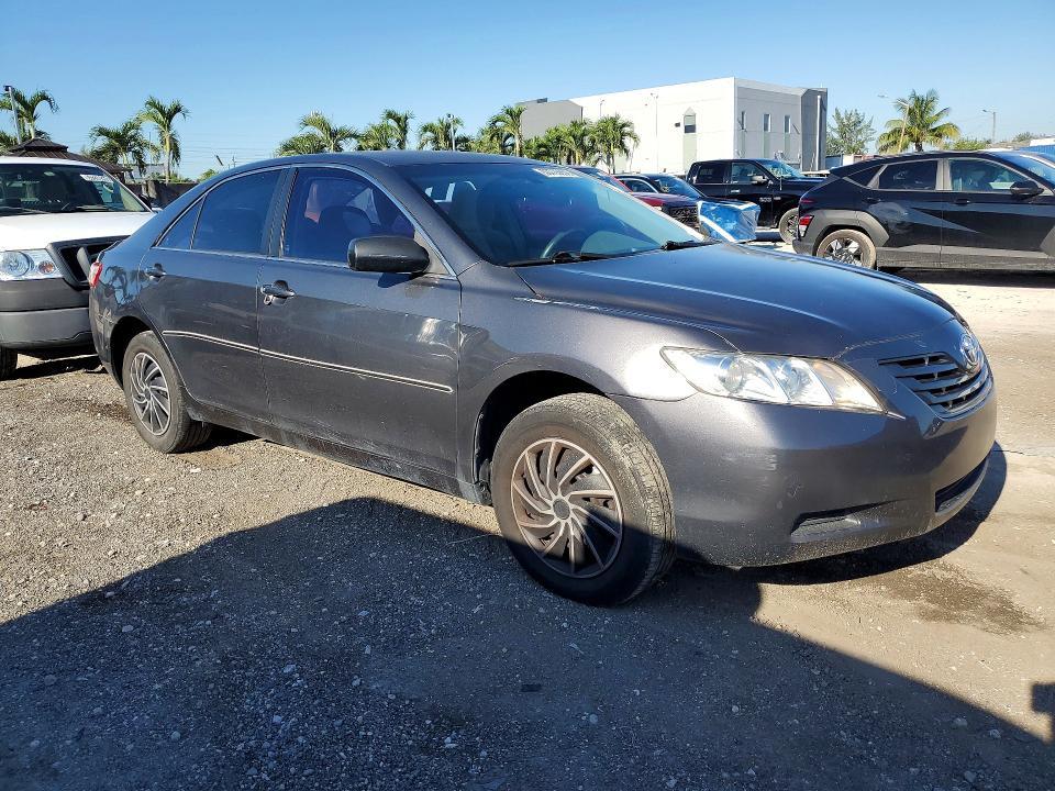 2009 Toyota Camry le