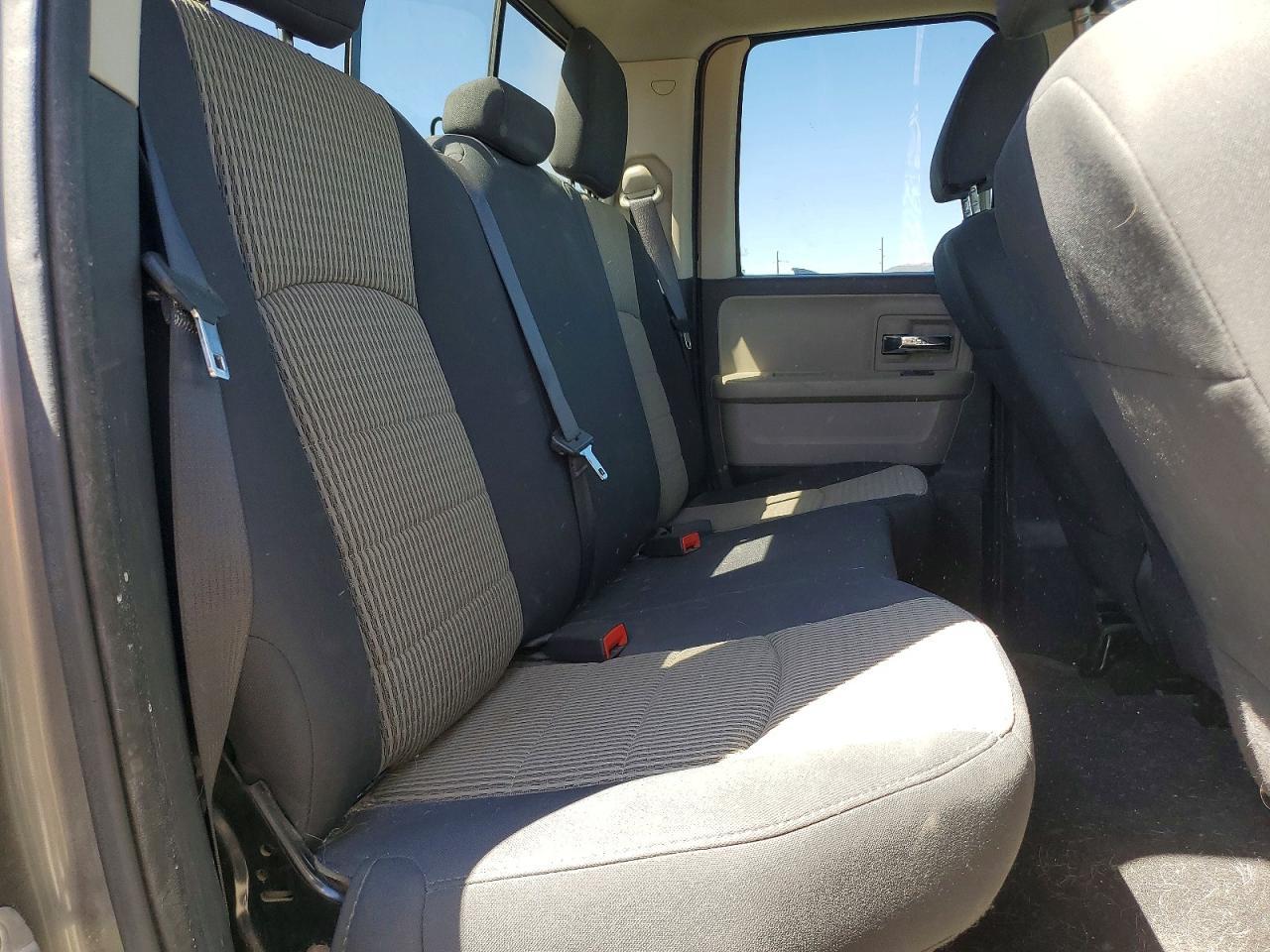 2012 Dodge RAM 1500 SLT