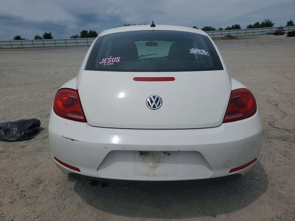 2013 Volkswagen Beetle