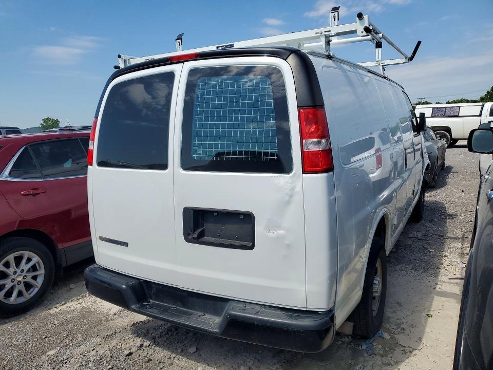 2020 Chev Express G2500