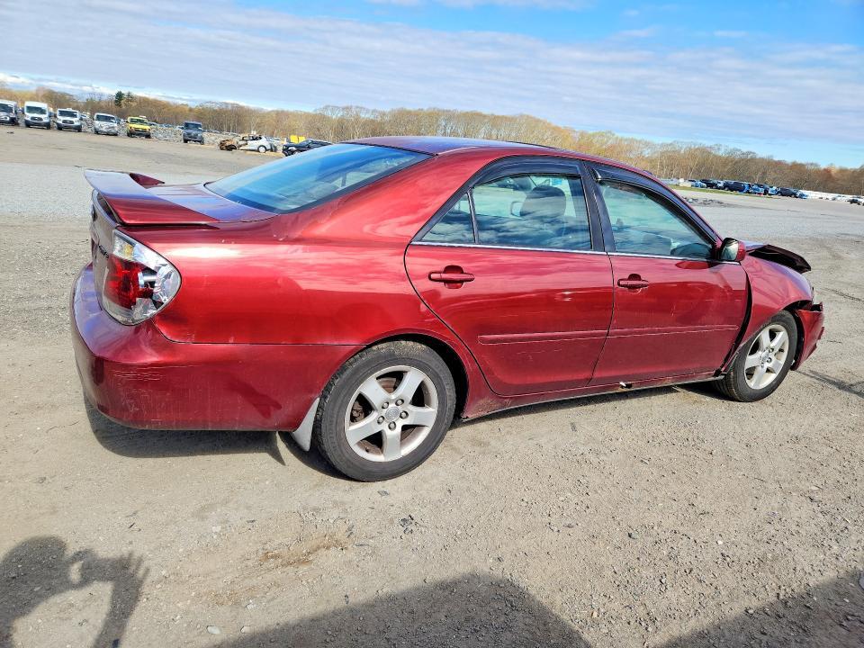 2005 Toyota Camry se