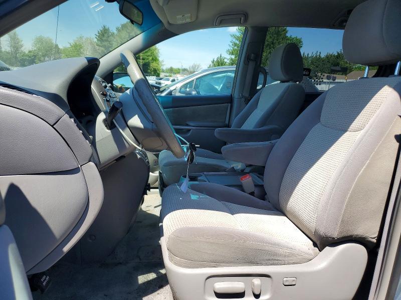 2009 Toyota Sienna le 8-passenger