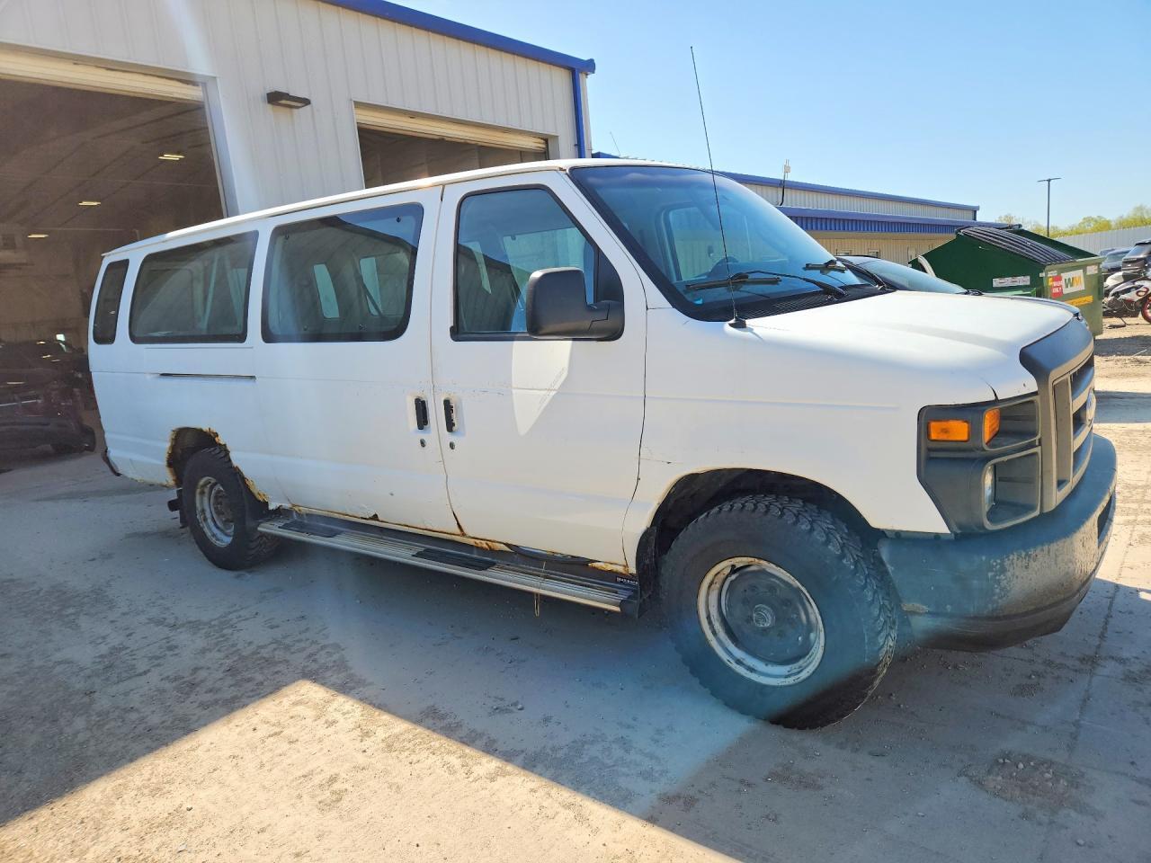 2009 Ford Econoline E350 Super Duty Wagon