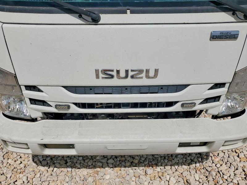 2018 Isuzu NQR BOX Truck