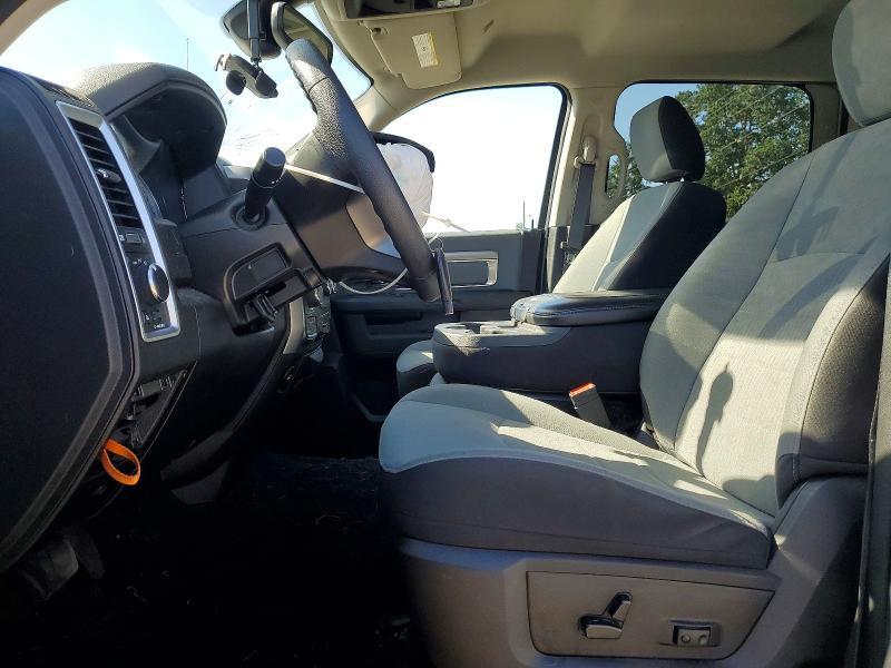 2022 Dodge RAM 1500 Classic SLT