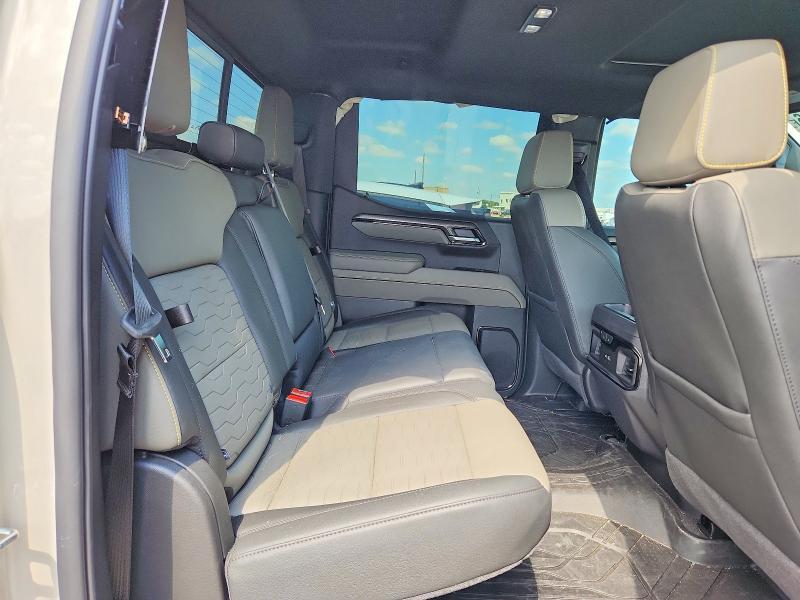 2026 Chevrolet Silverado K1500 ZR2
