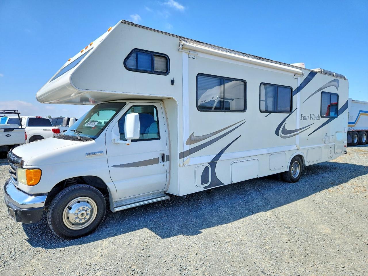 2006 Ford E450 Camper