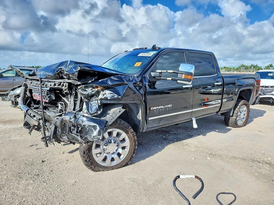 2016 GMC Sierra K2500 Denali