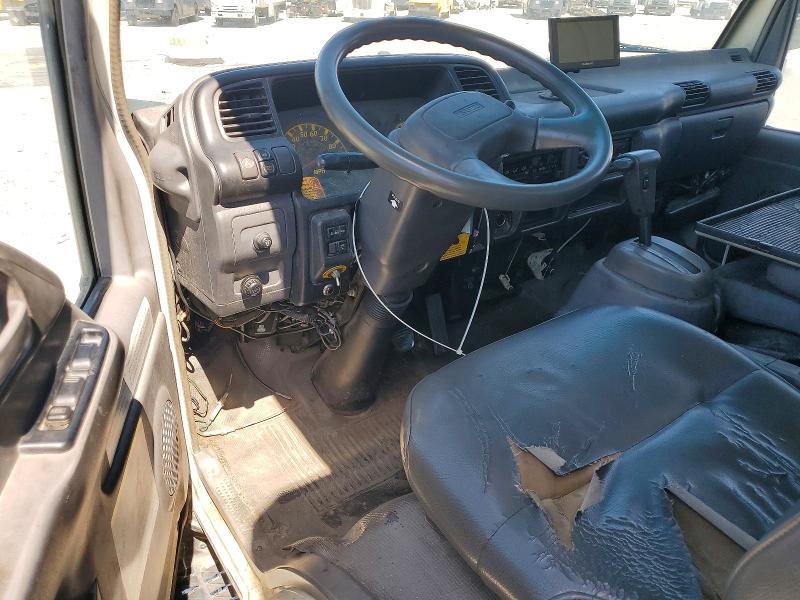 2007 Isuzu NRR-BOX Truck