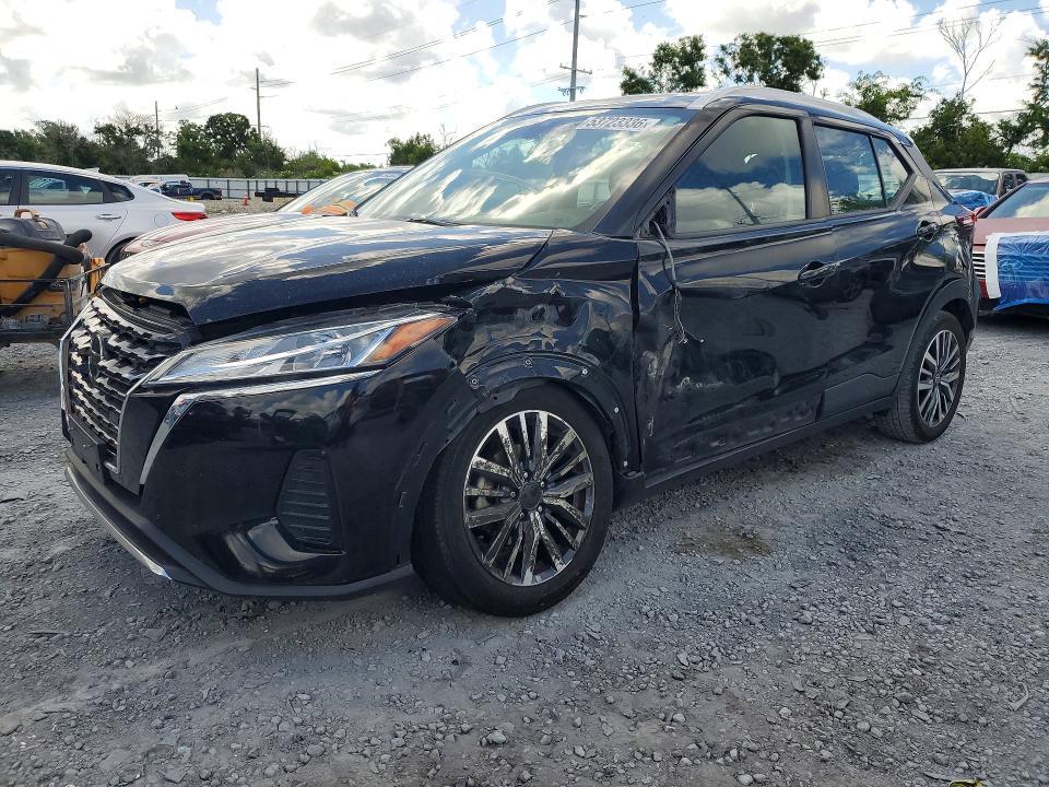 2021 Nissan Kicks sv