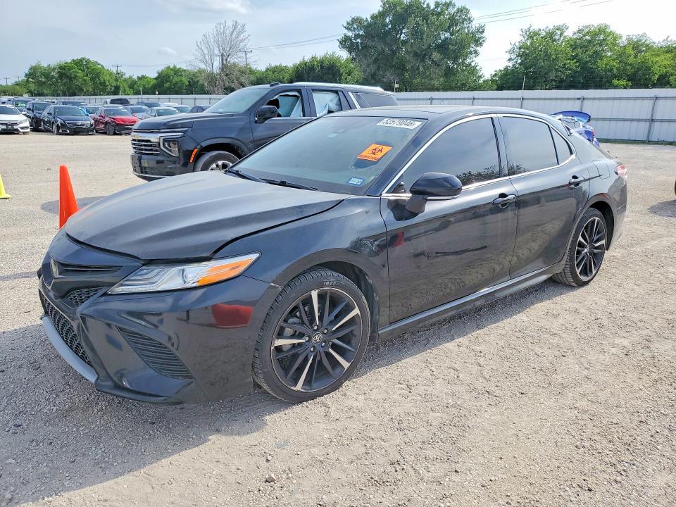2020 Toyota Camry xse
