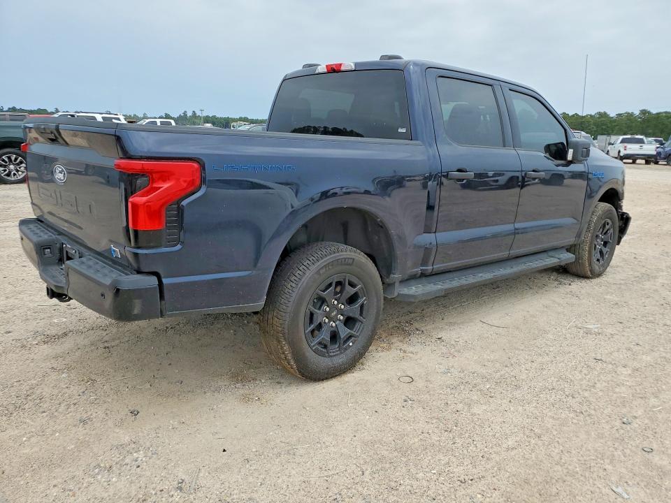 2025 Ford F150 Lightning xlt