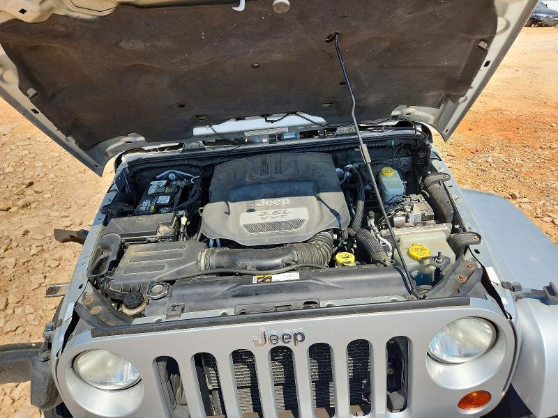 2012 Jeep Wrangler Unlimited Sahara