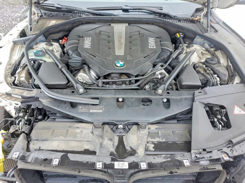 2015 BMW 750 lxi