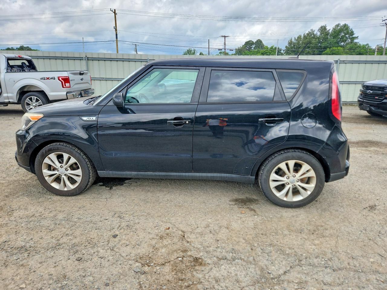 2016 KIA Soul +